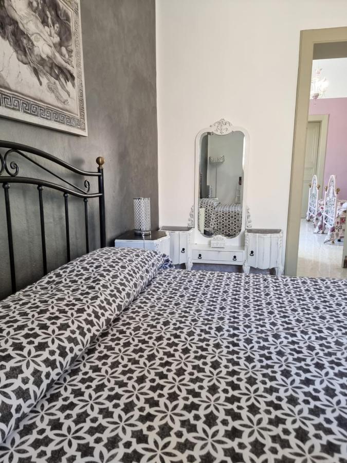 Mandralisca Holidays - Luxury Apartments 切法卢 外观 照片