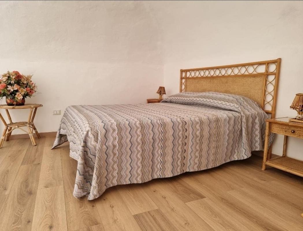 Mandralisca Holidays - Luxury Apartments 切法卢 外观 照片
