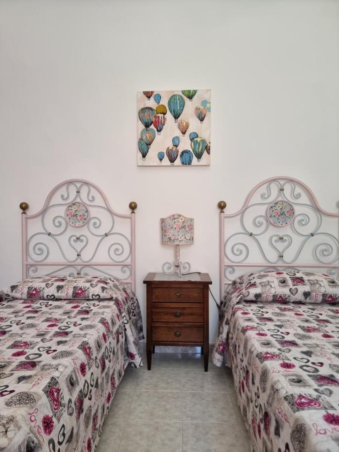 Mandralisca Holidays - Luxury Apartments 切法卢 外观 照片