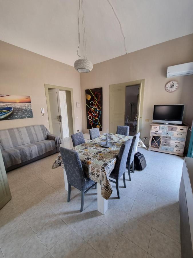 Mandralisca Holidays - Luxury Apartments 切法卢 外观 照片